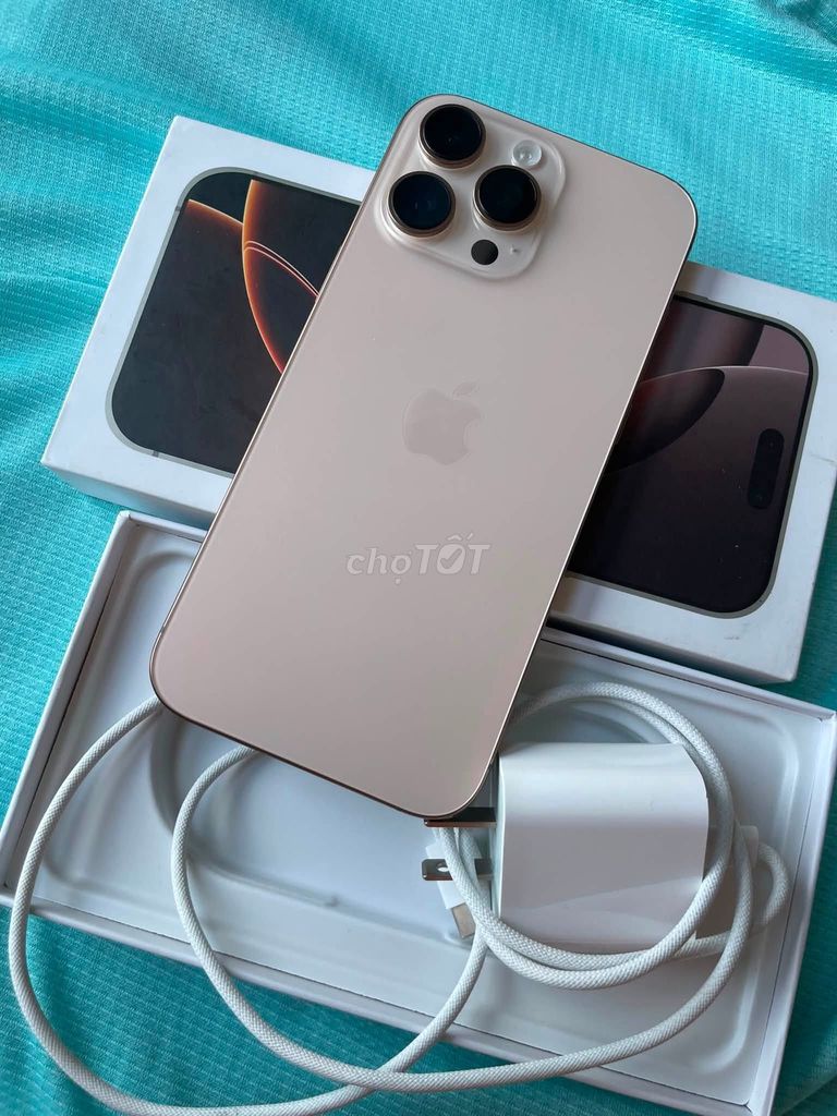 Apple iPhone 16 Pro Max 256GB Vàng Nguyên zin. Mua bán Điện thoại tại Quận 10 Tp Hồ Chí Minh được đăng bởi Hội Đồ Điện Tử hình 1