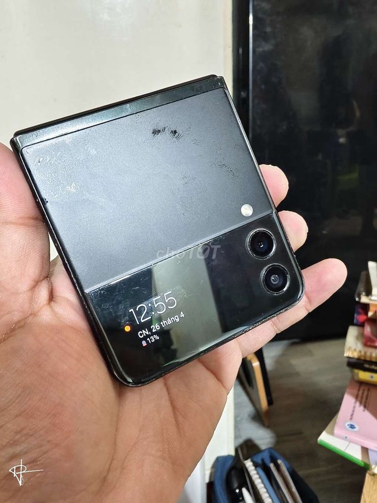 Samsung Galaxy Z Flip3 5G 256GB Đen. Mua bán Điện thoại tại Quận Bình Tân Tp Hồ Chí Minh được đăng bởi Thanh lý đồ cầm hết hạn hình 1