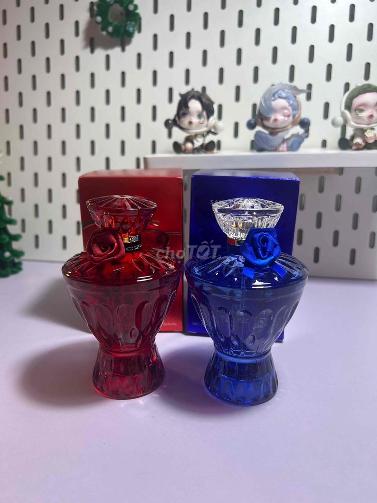 Combo cả 2 chai nước hoa mới xịt 1 lần. Mua bán Nước hoa tại Quận Hai Bà Trưng Hà Nội được đăng bởi Ngọc hình 1