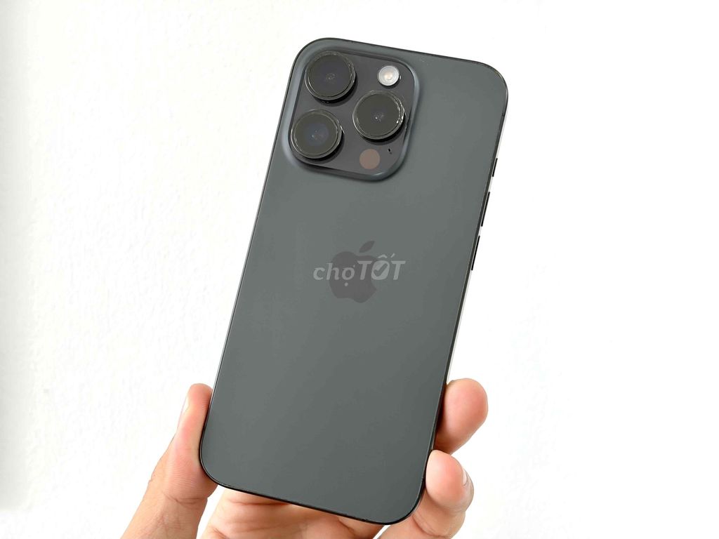 iPhone 15 Pro 128GB Quốc Tế (LL/A) Black Titanium. Mua bán Điện thoại tại Quận Ninh Kiều Cần Thơ được đăng bởi Cầm đồ Nhanh hình 1