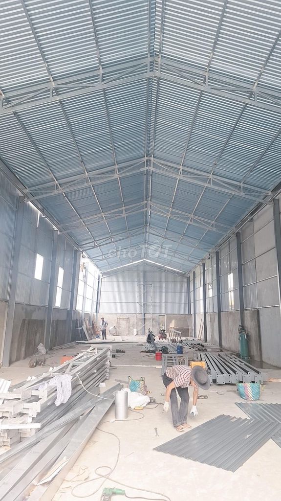 KHO- MẶT BẰNG 400M2 MẶT TIỀN NGUYỄN CHÁNH- HÒA KHÁNH