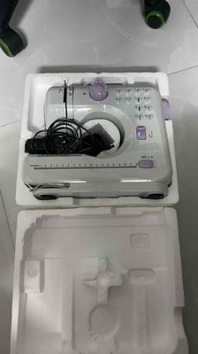 Máy May mini ít dùng, mới cóng. Mua bán Nội thất, đồ gia dụng khác tại Quận 7 Tp Hồ Chí Minh được đăng bởi Nguyễn Bảo Hiếu