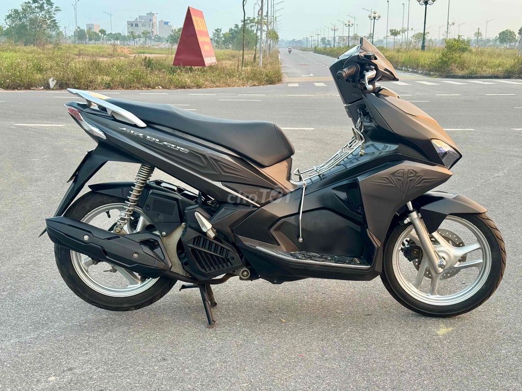 Honda Air Blade 2017 125cc Xám 3D. Mua bán Xe máy tại Thành phố Nam Định Nam Định được đăng bởi  long việt  hình 4