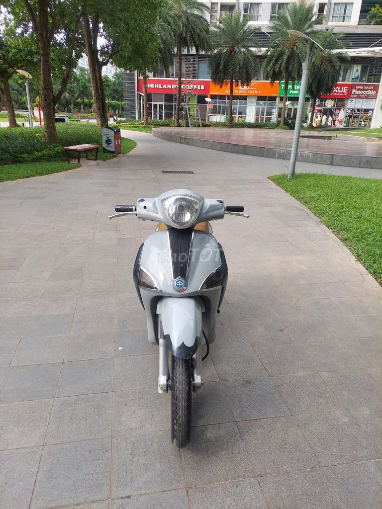Bán xe Piaggio Liberty ie mâu  xi măng siêu đẹp. Mua bán Xe máy tại Quận Hai Bà Trưng Hà Nội được đăng bởi Nguyễn Thu Lan hình 8