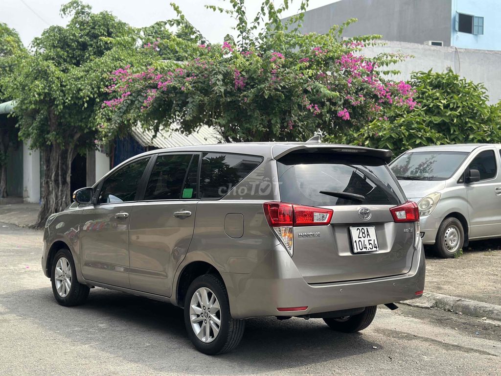 Toyota Innova 2020 2.0E - 80000 km