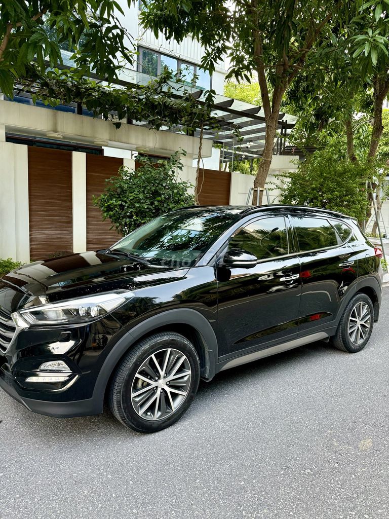 Tucson bản Full xăng cuối 2016 rất mới.. Mua bán Ô tô tại Quận Hai Bà Trưng Hà Nội được đăng bởi Mr Hoàng Quân hình 2