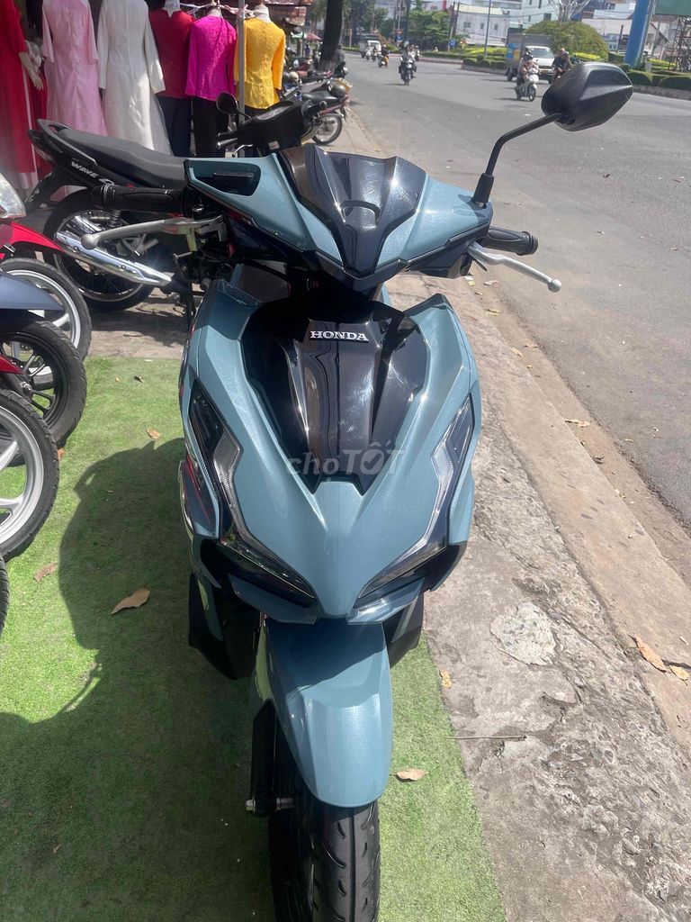 Honda Air Blade 2022 Xám xanh. Mua bán Xe máy tại Quận Ninh Kiều Cần Thơ được đăng bởi Cửa Hàng xe máy Hoàng Hải hình 1