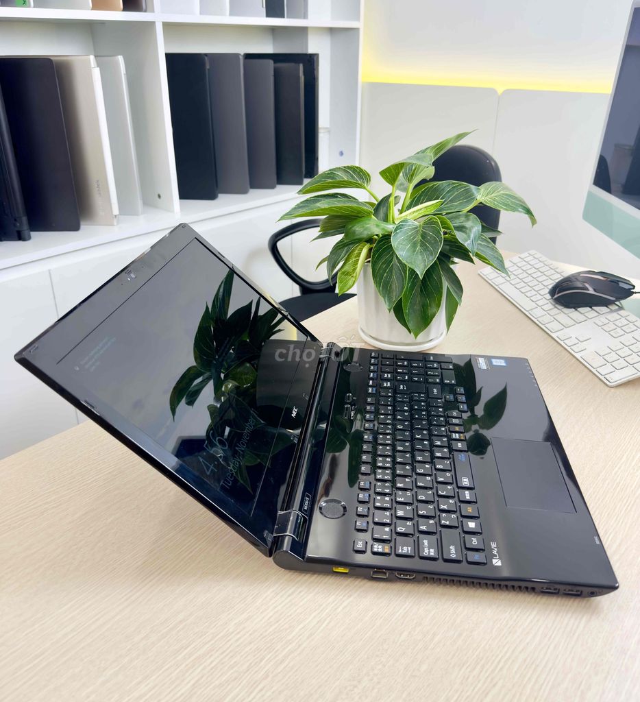 Nec Lavie i7/gen6/ram8/ssd256gb đẹp bền rẻ. Mua bán Laptop tại Quận Hai Bà Trưng Hà Nội được đăng bởi Akiba shop hình 2