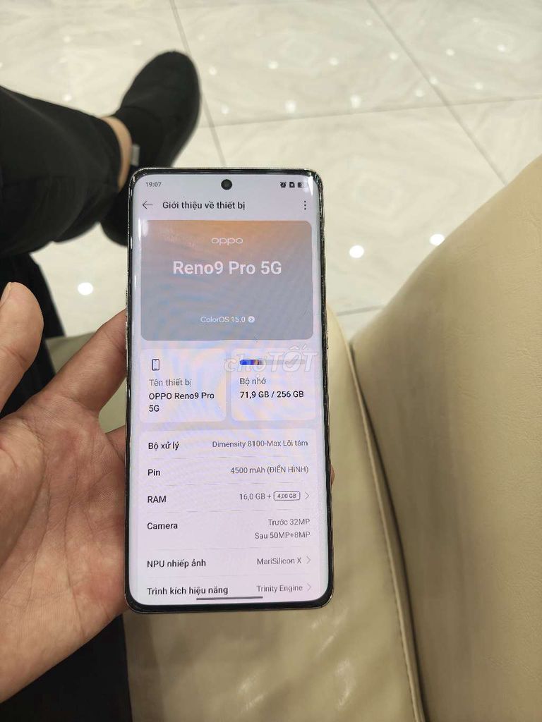 Oppo Reno 9 Pro 5G 16GB/256GB Vàng. Mua bán Điện thoại tại Quận Ninh Kiều Cần Thơ được đăng bởi Nguyễn Gia hình 1