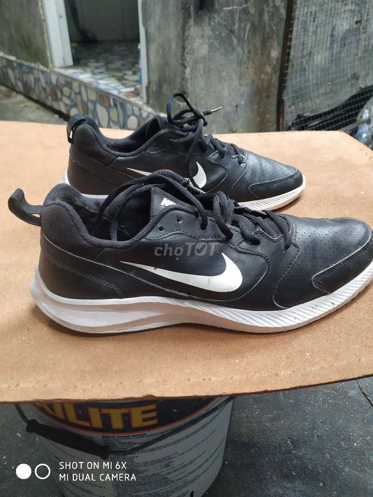 Giày Nike, chạy bộ, làm lao động ok sz 42