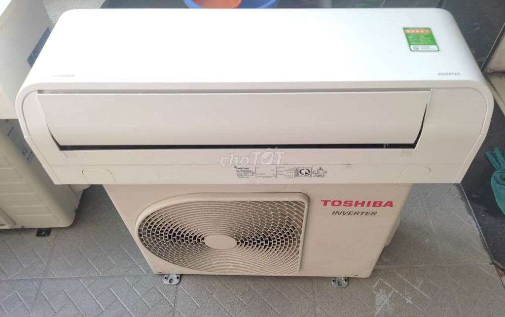 Máy Lạnh Toshiba 1.5hpINVERTER GAS R32 TỰ LÀM SẠCH