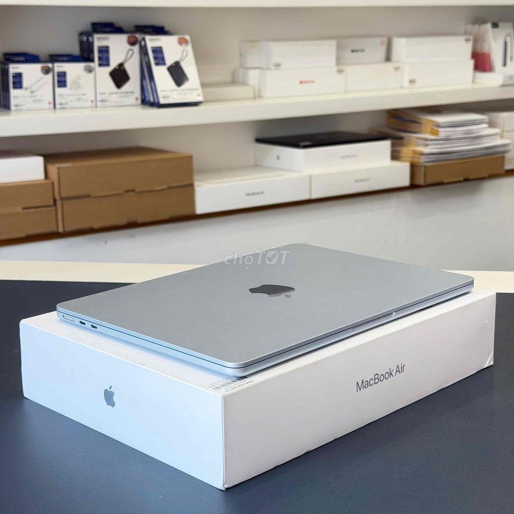 Apple MacBook Air M4 13 inch 16GB/256GB. Mua bán Laptop tại Quận Ninh Kiều Cần Thơ được đăng bởi Minh Phát hình 1