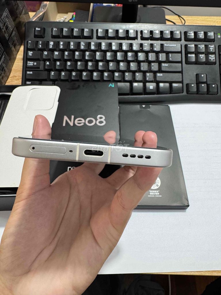 Realme Neo 8 256GB trắng. Mua bán Điện thoại tại Huyện Tân Phước Tiền Giang được đăng bởi Hưng hình 1
