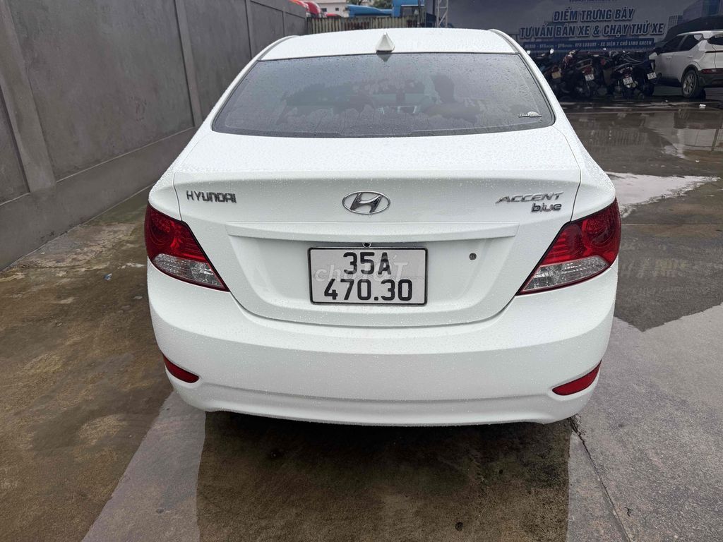 Hyundai Accent 2011 Автомат Белый