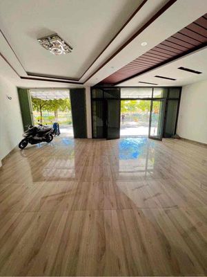 Аренда · 4 комн. · 90 м² · Quận Thanh Khê, ул. Đường Yên Khê 2