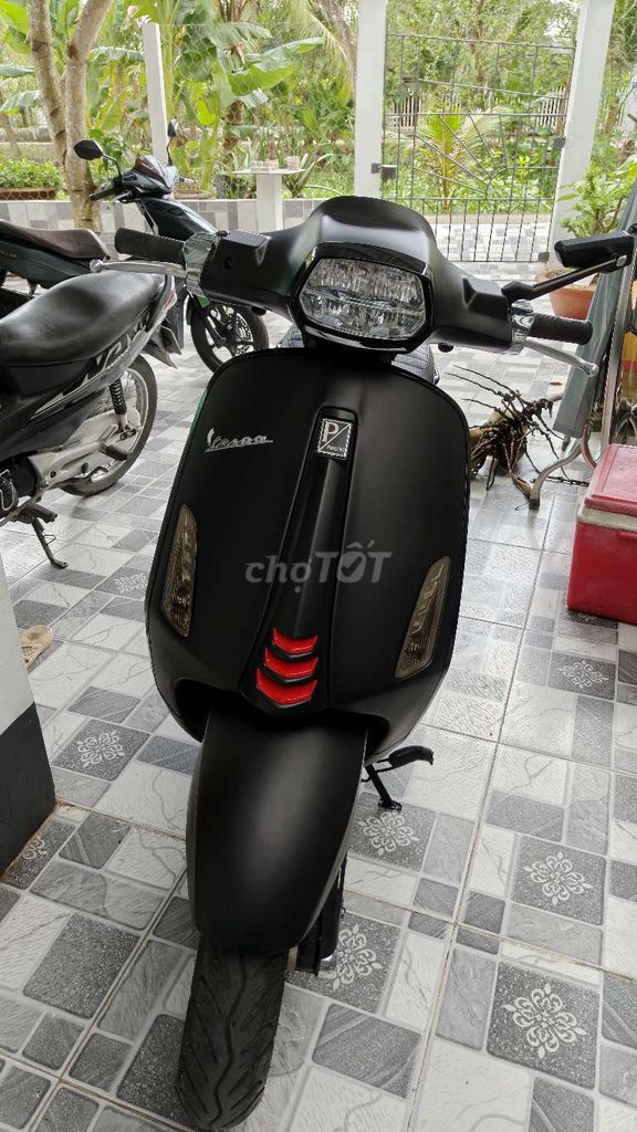 Vespa Sprint 2022 đen nhám. Mua bán Xe máy tại Quận Ninh Kiều Cần Thơ được đăng bởi Nguyễn Đăng Khoa hình 1