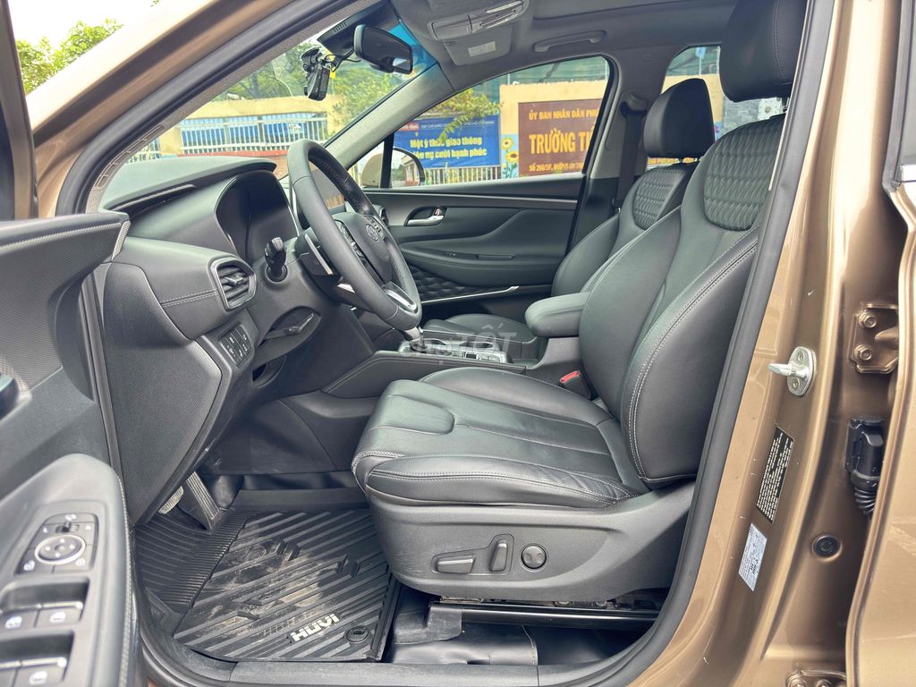 Hyundai Santa Fe 2020 Premium 2.4L HTRAC - 60 km. Mua bán Ô tô tại Quận 12 Tp Hồ Chí Minh được đăng bởi Nguyen van nhut hình 7