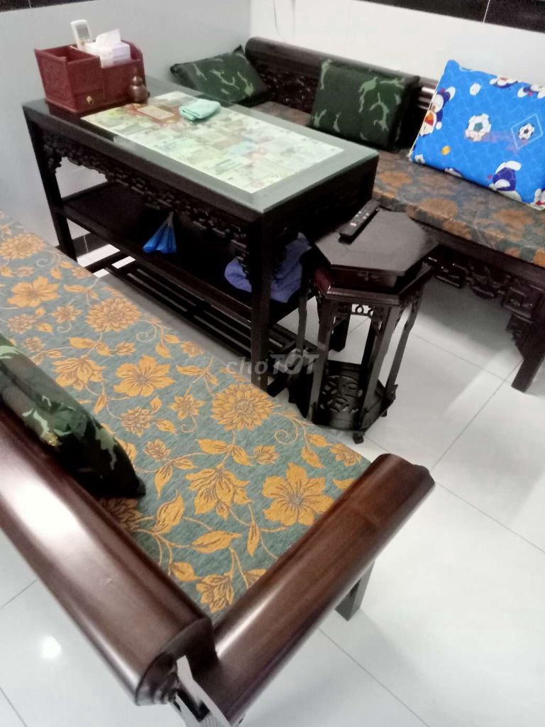 Bộ trường kỷ Gỗ Nâu Cổ điển Phòng khách. Mua bán Bàn ghế tại Huyện Vĩnh Cửu Đồng Nai được đăng bởi Tên chưa cung cấp hình 1