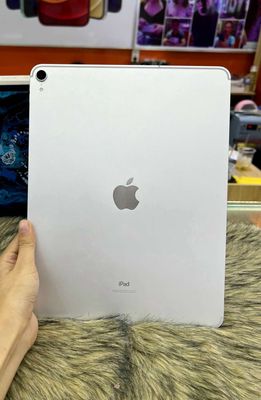 iPad Pro 2018 .12.9 inch 256 4G Silver Body P 93%