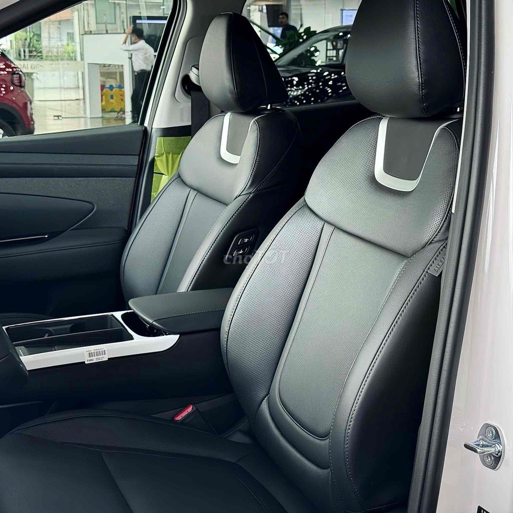 Tucson 1.6 Turbo - giao ngay. Mua bán Ô tô tại Thành phố Trà Vinh Trà Vinh được đăng bởi Đạt Hyundai Bến Tre hình 6