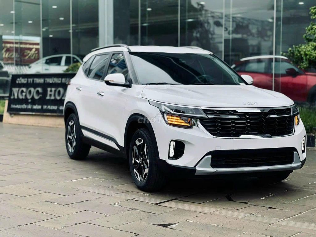 NEW SELTOS 1.5 LUXURY - TẶNG BẢO HIỂM VÀ VOUCHER. Mua bán Ô tô tại Quận 7 Tp Hồ Chí Minh được đăng bởi Trọng Nhân hình 3