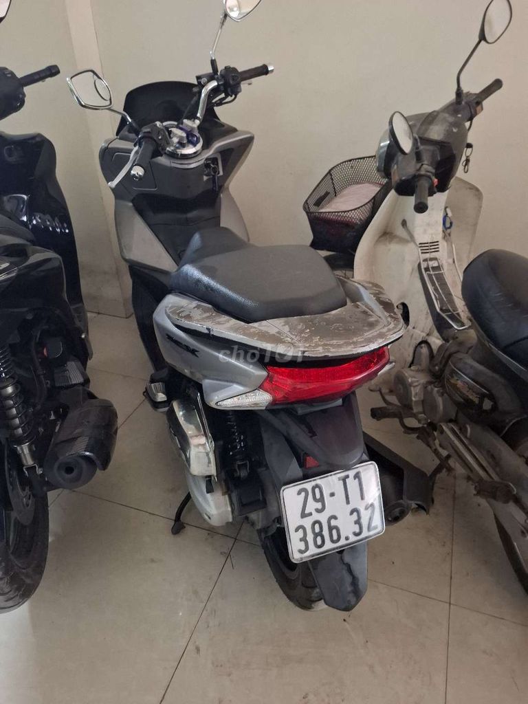 Honda PCX 125 2014 Bạc. Mua bán Xe máy tại Quận Hà Đông Hà Nội được đăng bởi Jelly Land hình 1