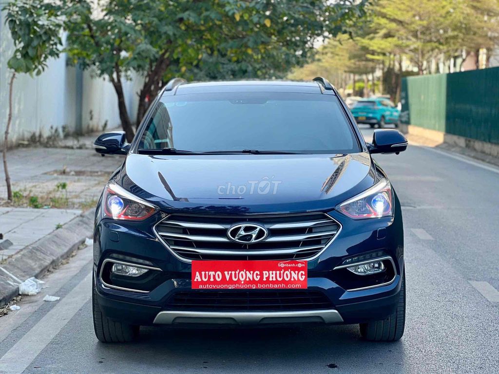 Hyundai Santa Fe 2017 2.4 AT 4 WD - 81000 km