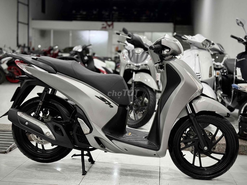 Sh125i  2013 zin Lướt ( Hỗ trợ Trả GÓP ) 🔥🔥🔥. Mua bán Xe máy tại Thị xã Phú Mỹ Bà Rịa - Vũng Tàu được đăng bởi Cửa Hàng Xe Máy Phú Mỹ hình 5