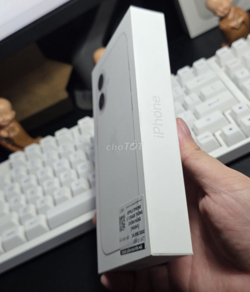 AppleVN newseal iPhone 17 256GB Trắng bh12 tháng. Mua bán Điện thoại tại Quận Tân Phú Tp Hồ Chí Minh được đăng bởi Phạm Đình Duy hình 1