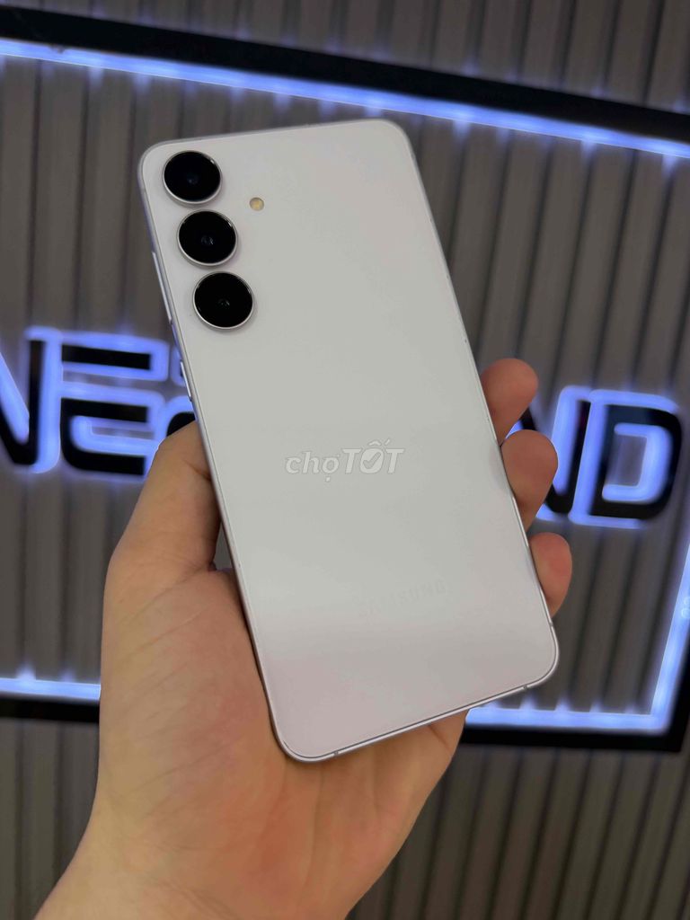 Samsung S25 FE Trắng bh dài 6/2027. Mua bán Điện thoại tại Quận 3 Tp Hồ Chí Minh được đăng bởi 2 Hand STORE  hình 1