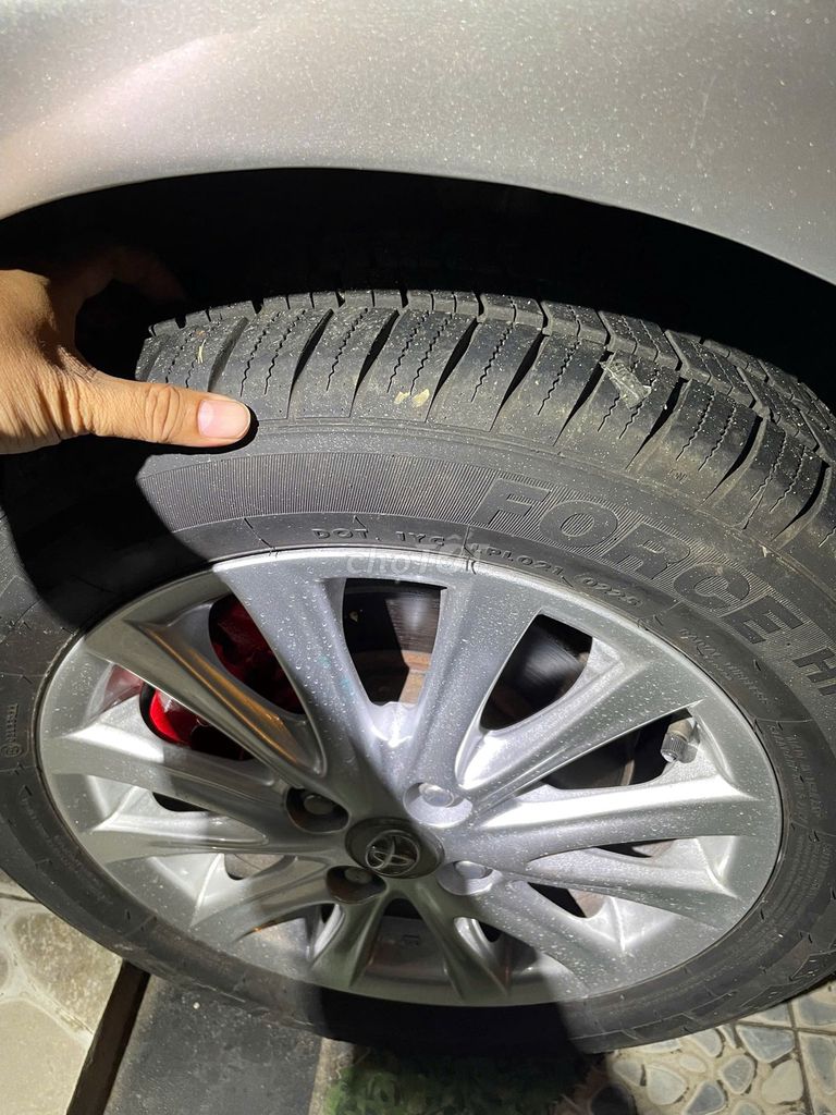 Toyota Vios G 2011 số tự động màu bạc. Mua bán Ô tô tại Quận Cẩm Lệ Đà Nẵng được đăng bởi Nguyễn Đức Trưởng hình 12