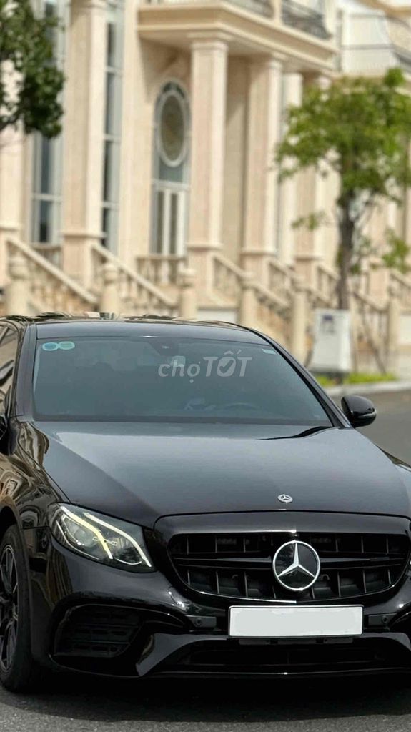 Mercedes-Benz E200 nâng full E63. Mua bán Ô tô tại Quận Tân Phú Tp Hồ Chí Minh được đăng bởi hiep nguyen hình 3