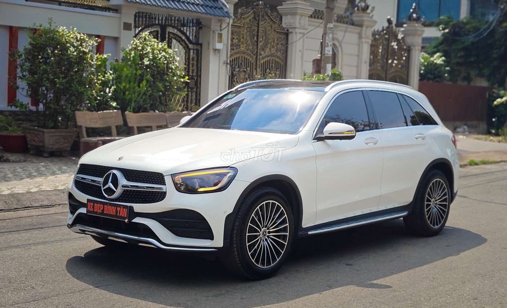 Mercedes Benz GLC 2020 300 4MATIC - 52000 km