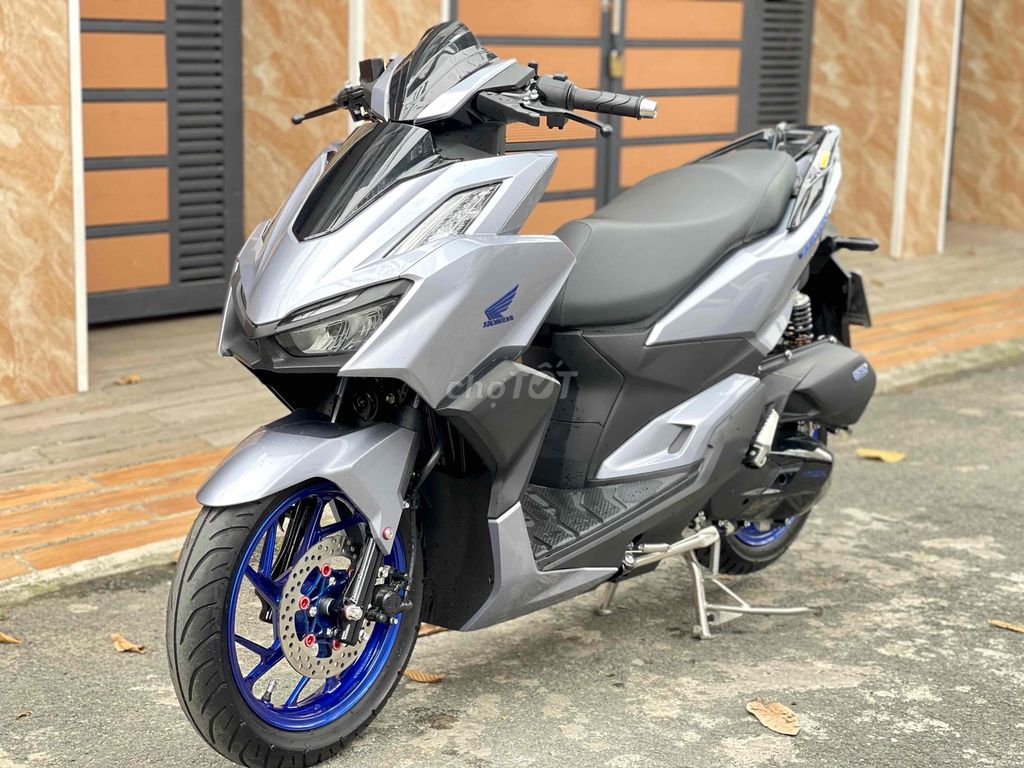 Vario 160 đời 2023 odo 1800km BSTP chính chủ