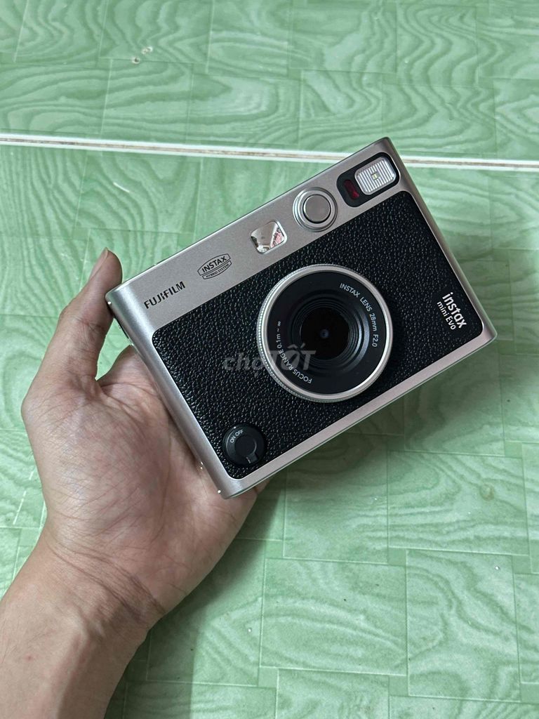 Máy ảnh Fujifilm Instax Mini Evo Bạc likenew. Mua bán Máy ảnh, Máy quay tại Thành phố Thủ Đức Tp Hồ Chí Minh được đăng bởi Phạm Hoàng Minh hình 1