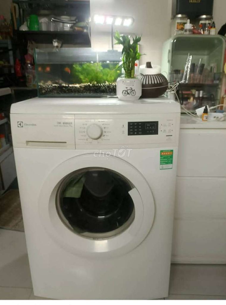 Máy giặt Electrolux 7kg Trắng. Mua bán Máy giặt tại Huyện Cần Đước Long An được đăng bởi Thanh hình 1