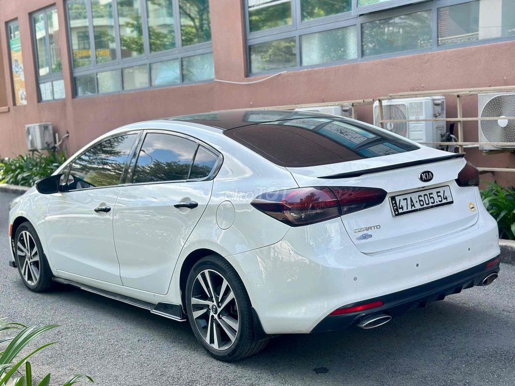 Kia Cerato 2017 1.6 AT - 70000 km. Mua bán Ô tô tại Thành phố Thủ Đức Tp Hồ Chí Minh được đăng bởi Đặng Tú Nguyên hình 2