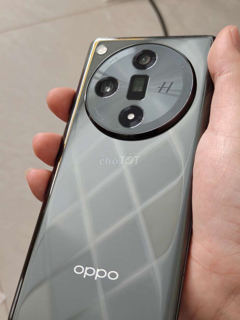 Oppo Find X7 12GB/256GB Xám. Mua bán Điện thoại tại Huyện Ba Tri Bến Tre được đăng bởi Di Động 35 Ba Tri hình 1