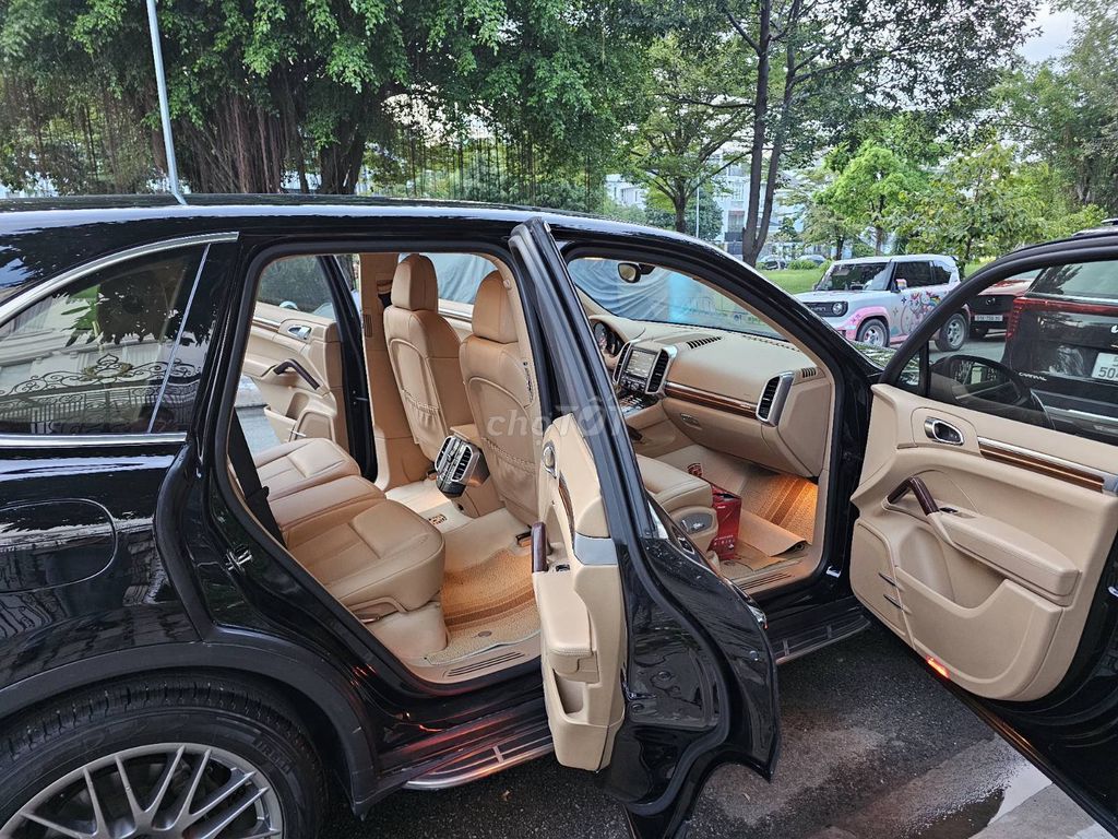 Porsche Cayenne 2014 - 90000 km. Mua bán Ô tô tại Quận 7 Tp Hồ Chí Minh được đăng bởi Trần Bảo hình 11