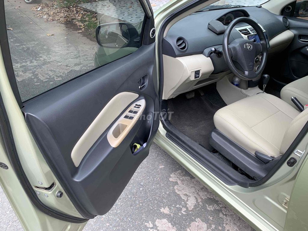 Toyota Yaris 2007 1.3 AT - 89000 km. Mua bán Ô tô tại Quận Ninh Kiều Cần Thơ được đăng bởi Trương Công Tâm hình 4