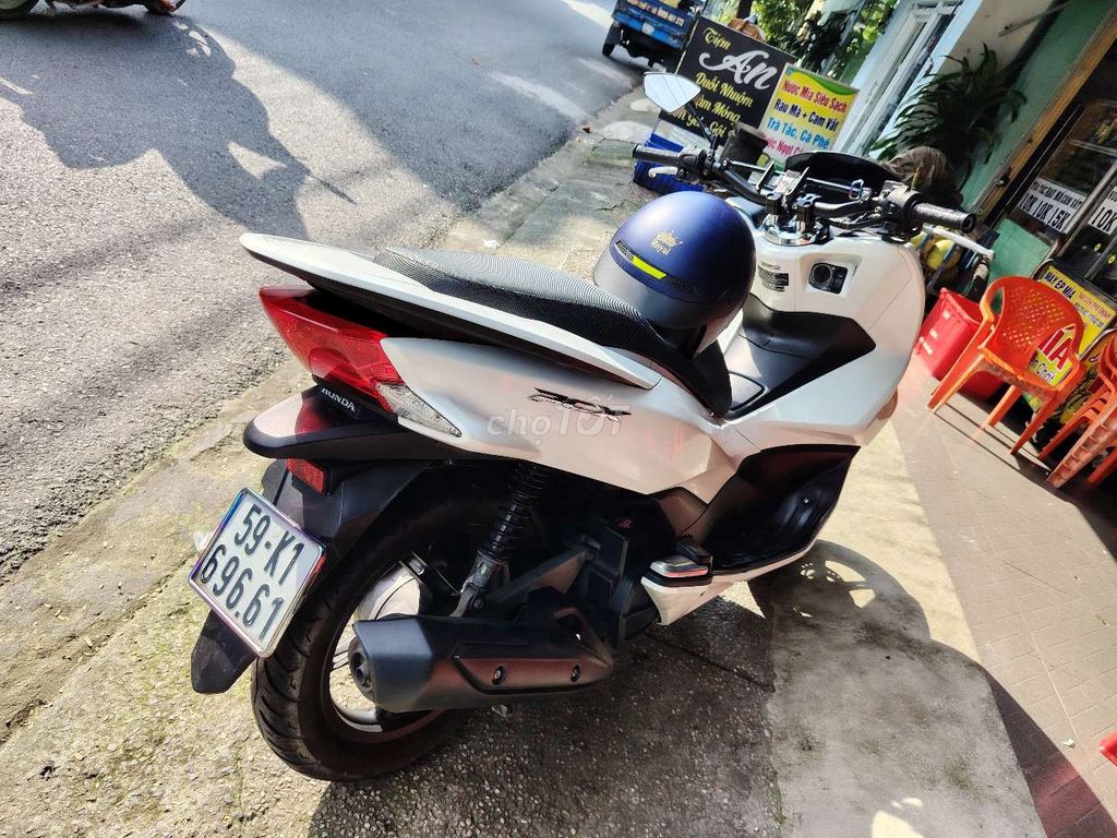 Pcx125 dàn ngoài rất đẹp , máy êm mạnh bán lên đời. Mua bán Xe máy tại Thành phố Thủ Dầu Một Bình Dương được đăng bởi nguyên hình 2