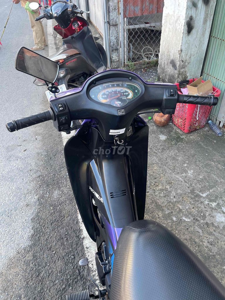 Honda Future 2 màu Tím biển 65. Mua bán Xe máy tại Quận Cái Răng Cần Thơ được đăng bởi Cầm Đồ Minh Tấn hình 7