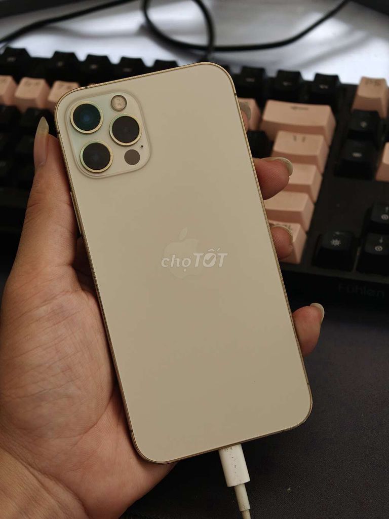 Apple iPhone 12 Pro 128GB Vàng. Mua bán Điện thoại tại Huyện Bình Lục Hà Nam được đăng bởi Thế Anh  hình 1