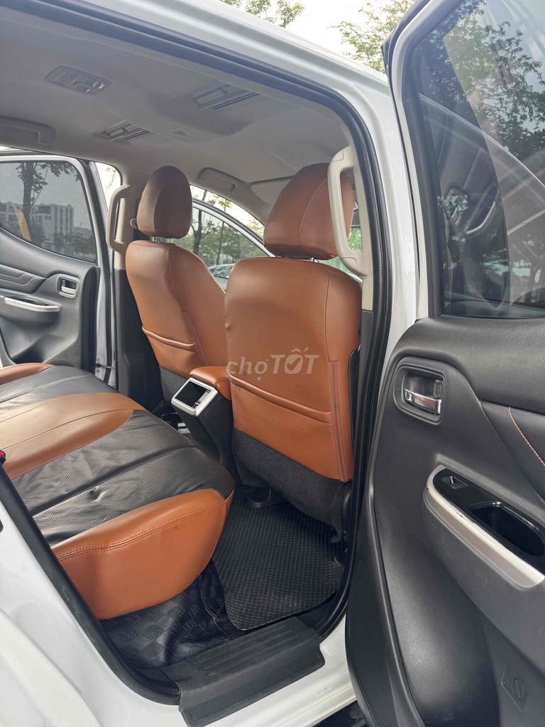 Mitsubishi Triton 4x4 Full Athlete 2021-2022. Mua bán Ô tô tại Quận Thanh Xuân Hà Nội được đăng bởi Nguyễn Quang Đức hình 17
