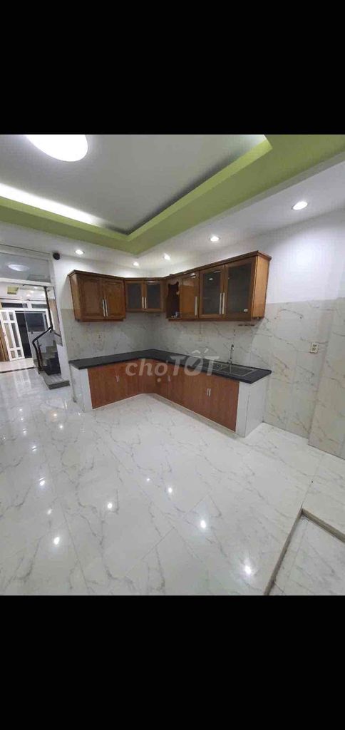 Новый дом, заезжай сразу, 3 этажа, переулок 653 Фам Тхе Хьен, P4Q8, 3.6x14 м