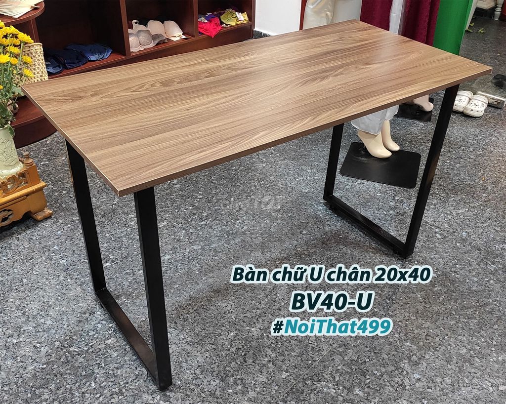 Các mẫu bàn chữ U