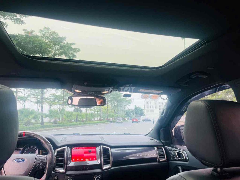 Ford Everest 2019 Titanium 4x4 AT hơn 11 vạn km!. Mua bán Ô tô tại Quận Hoàng Mai Hà Nội được đăng bởi Dương Xuân Trường hình 18