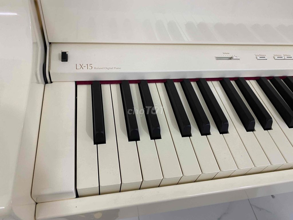 Piano rolan LX15 như mới japan zin trưng bày