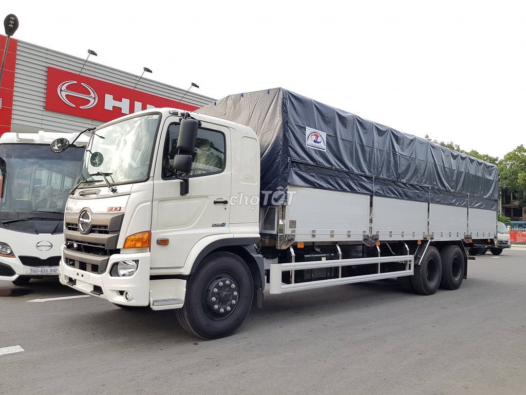 0908349645 - Xe Tải Hino FL8JT7AT15 chỉ với 20% trả trước