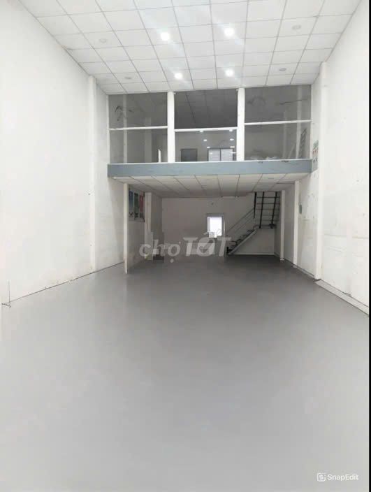 Nhà rộng kinh doanh (6.5x26m) - MT nhà số: 82 Hoà Bình, Q11